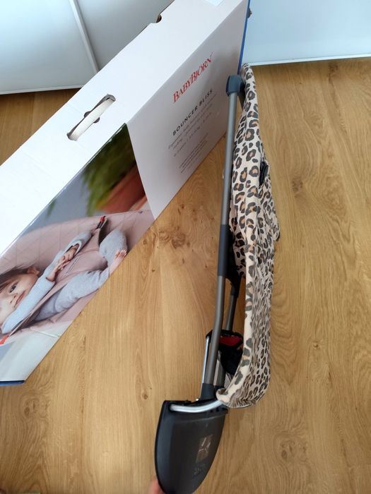 Bujak Babybjörn panterka Leopard