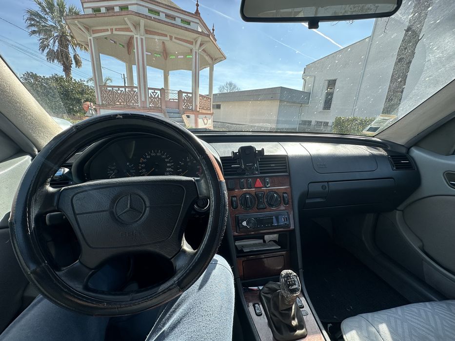 Mercedes C200 ano 1998