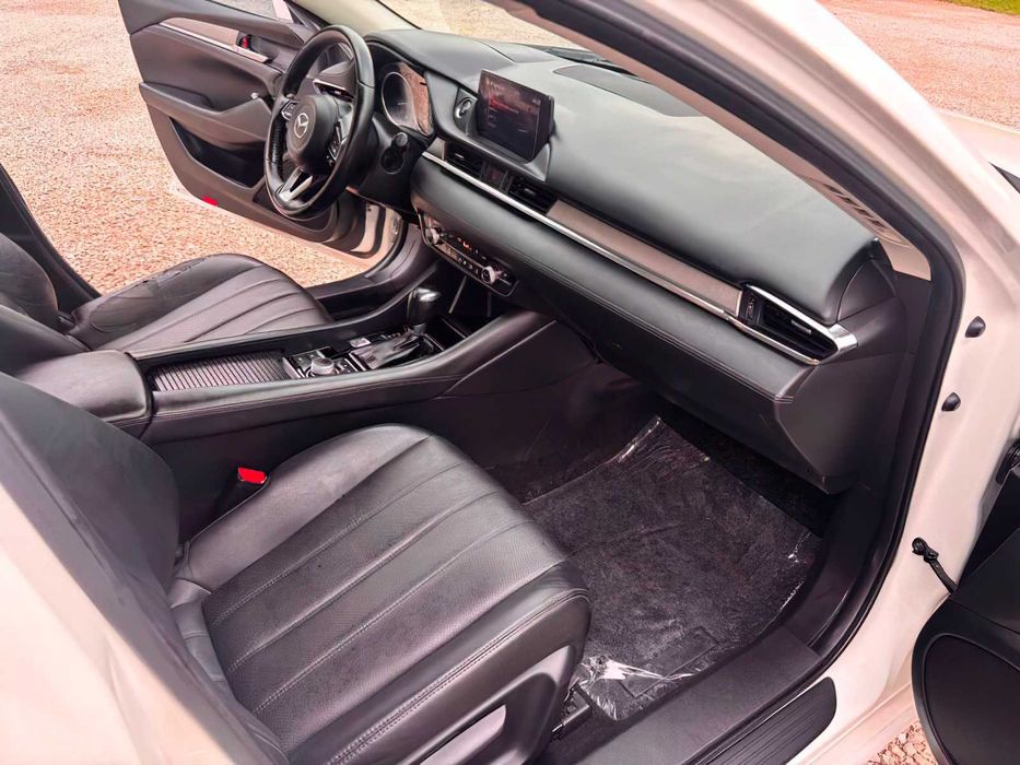 Mazda 6 Signature      2018
