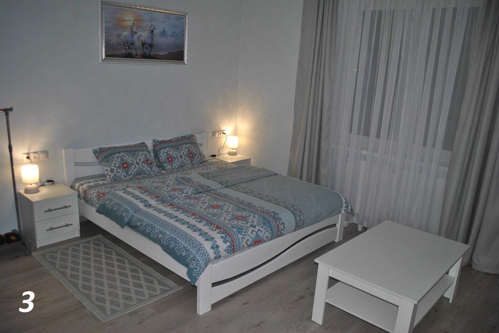 (3) Подобово. Київ. Голосієво. Проспект Науки,50 Парковка безкоштовно!