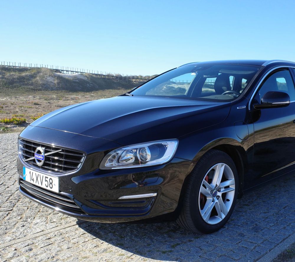 Volvo V60 D6 Plug-In-Hybrid AWD Geartronic Summum