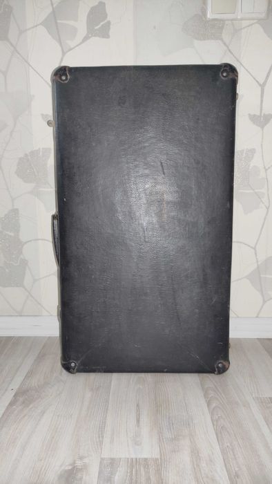 Чемодан -саквояж фанерный