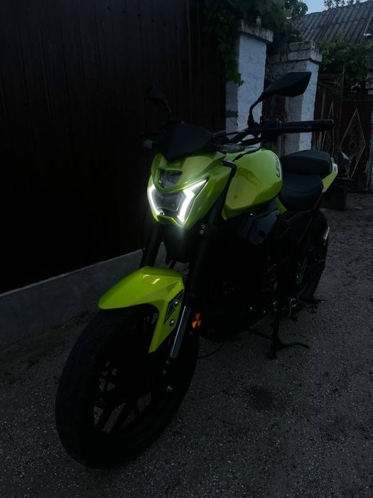 Продам мотоцикл Lifan sr 220