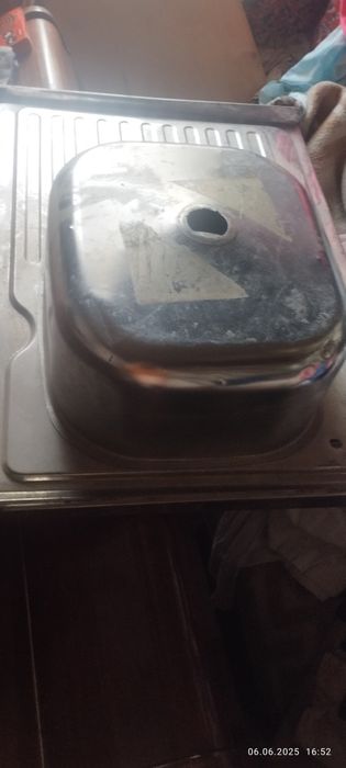 Продаєм три різних за розмірами мийки для кухні