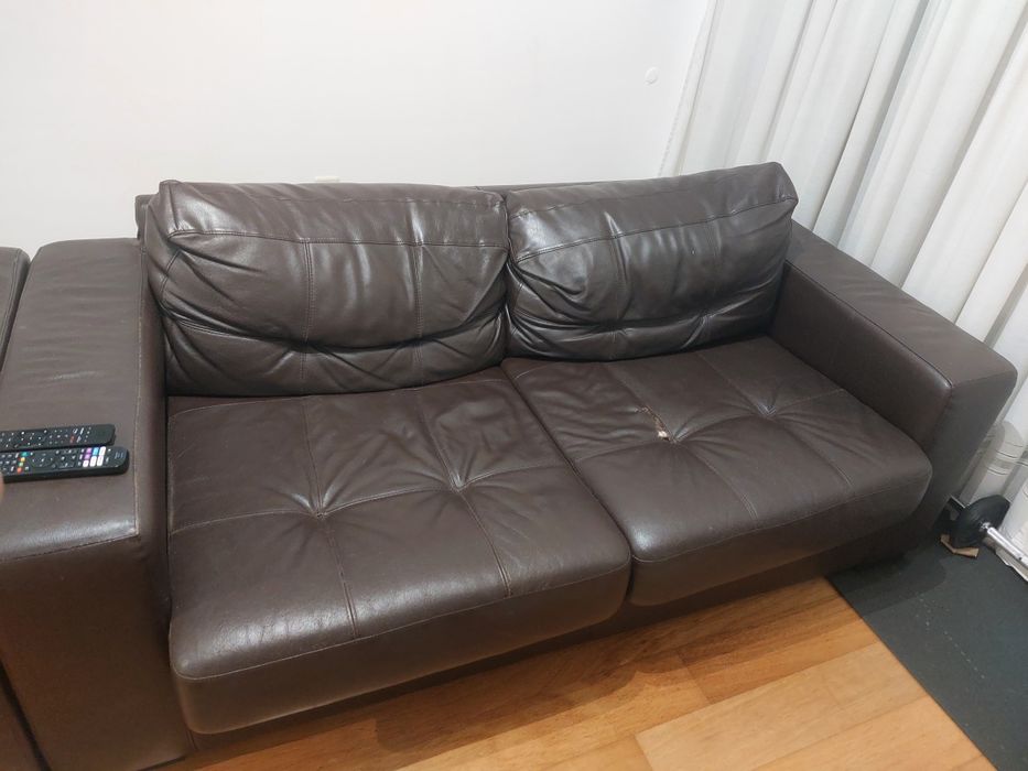 Conjunto de sofá cama usado