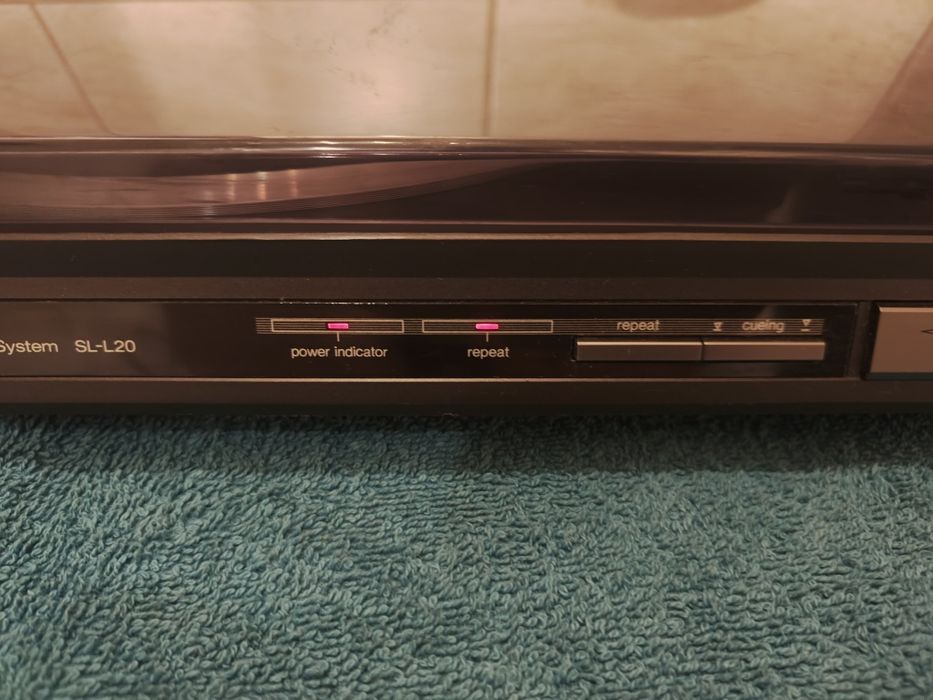 Gramofon Technics SL-L20