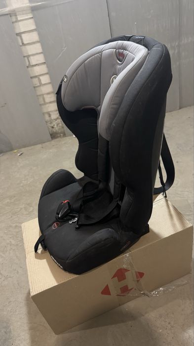 Дитяче крісло kinderkraft isofix