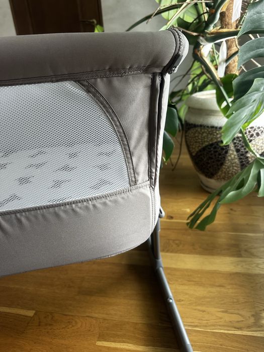 Дитяче приставне ліжечко