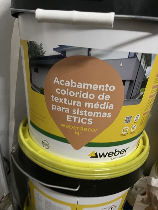 Weber raiado branco novo