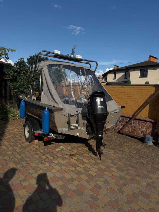 Продам Tracker Targa 17, 2001 рік + Suzuki 140 к.с.