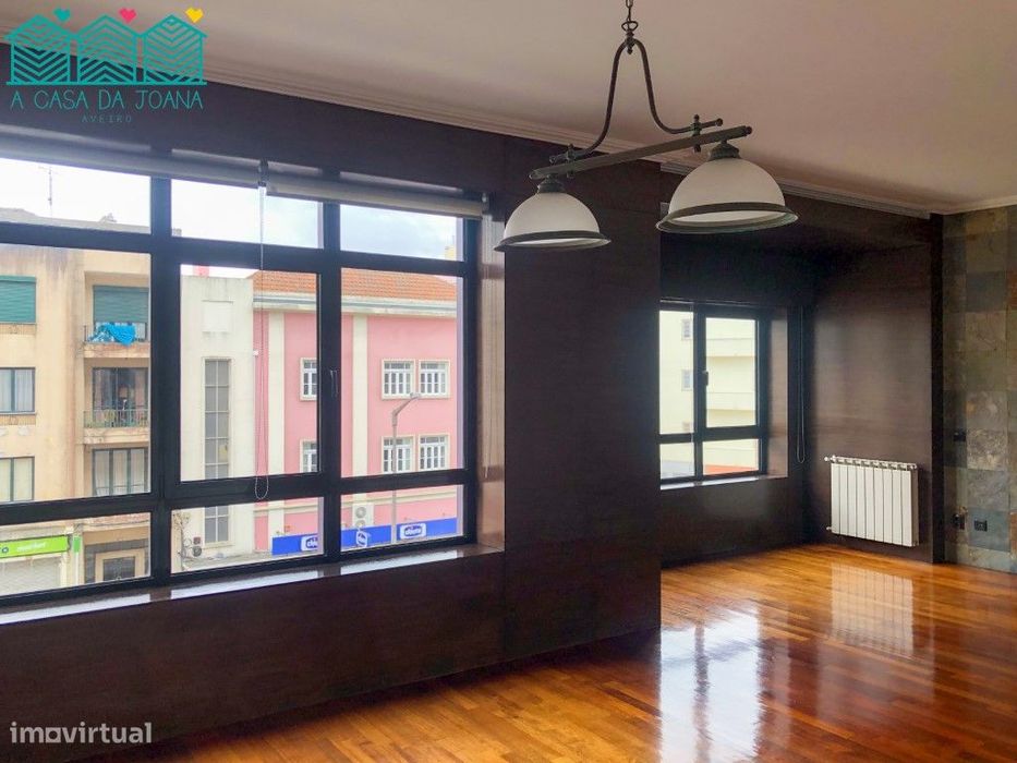 Apartamento T3 com Garagem Dupla Fechada no Centro de Aveiro