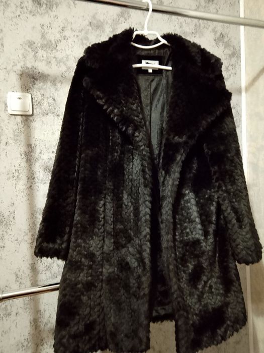 Женская шуба - размер 46-(М)