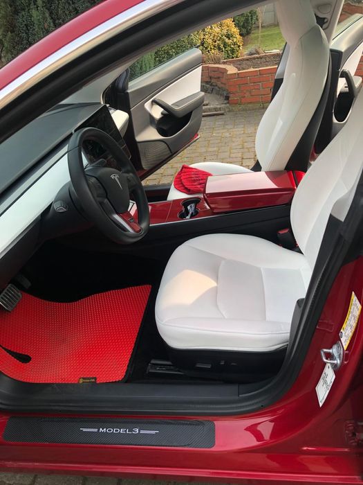 Tesla 3 long range 4WD