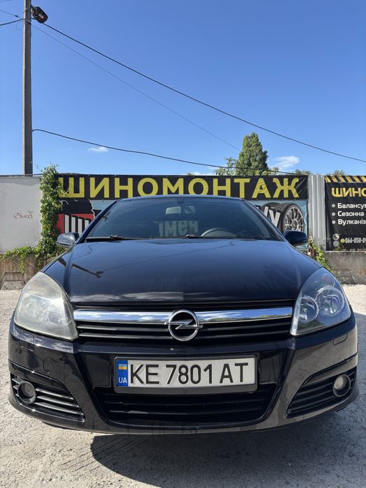 Продам opel astra h 1.8 бензин