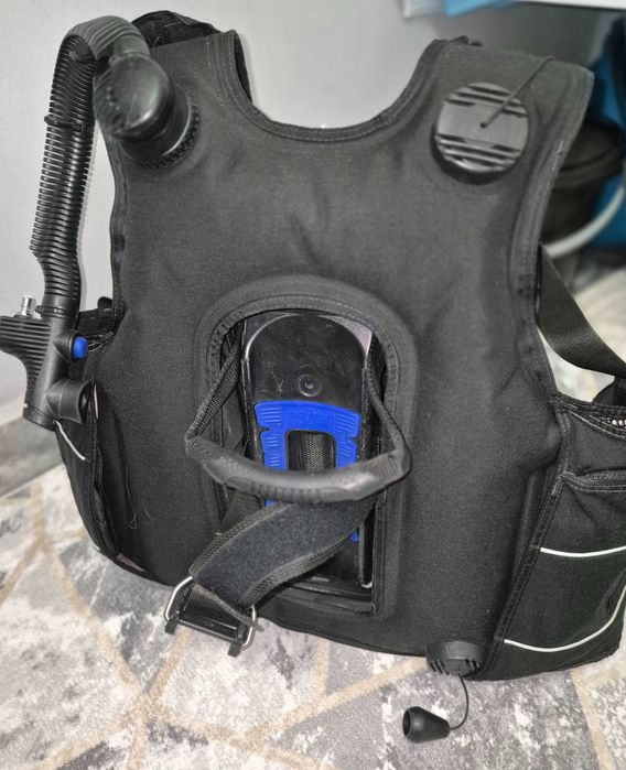 Для  акваланга,дайвинга, подводной охоты, Компенсатор плавучести.