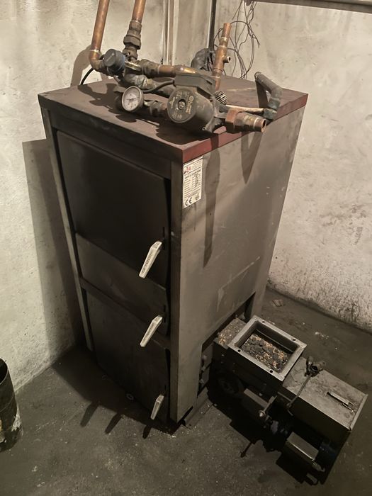 Sprzedam piec  stan bardzo dobry