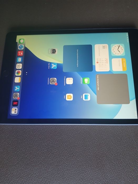 Tablet Apple iPad 8th Gen 10,2" 3 GB / 32 GB WIFI szary space grey