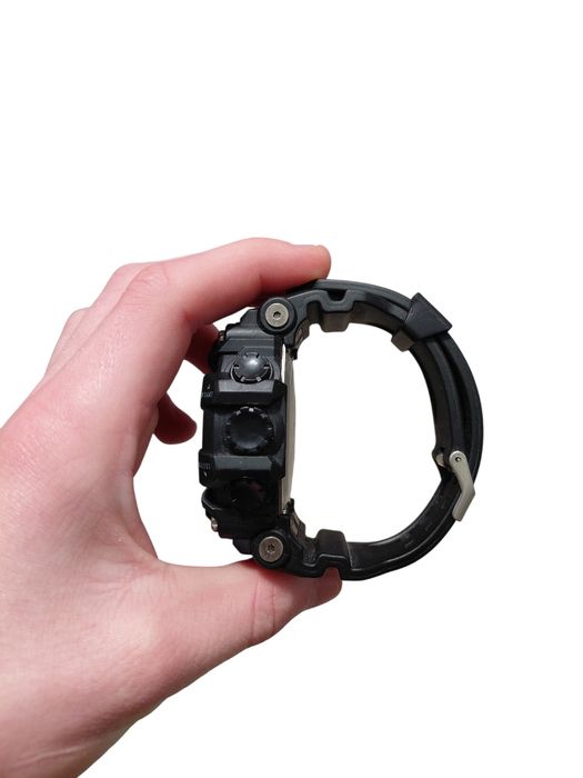 новий сенсорний годинник