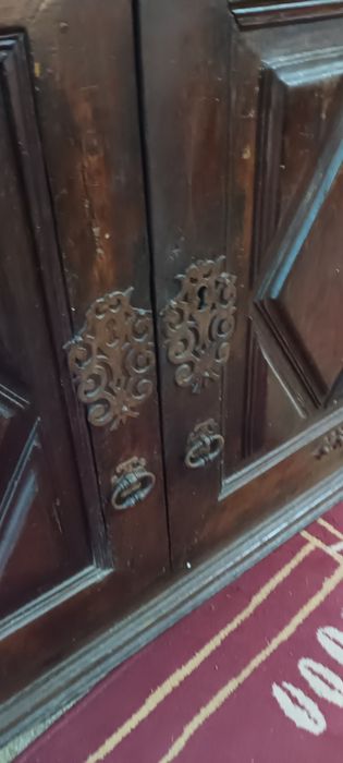 Paramenteiro Móvel Antigo