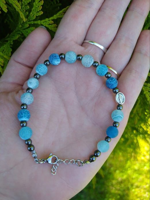 Bransoletka z koralików szklanych