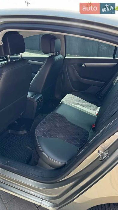 Автомобіль Volkswagen B7 2013 р