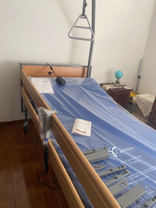 Cama Ortopédica Hospitalar Elétrica