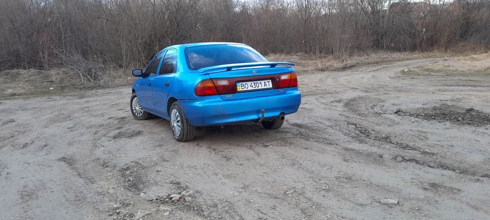 Продається мазда 323