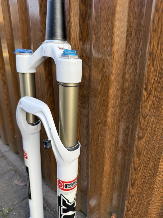 Fox 32 Float 100mm 27.5 15x100 (Шток 19.3см)