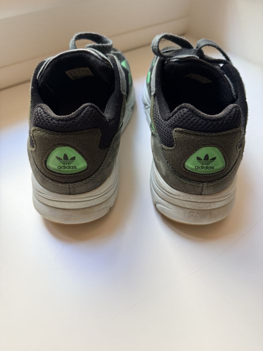 Sapatilhas Adidas ZX Torsion