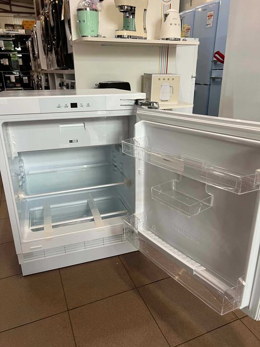 Lodówka do zabudowy podblatowa MPM 121l 81cm wysokości