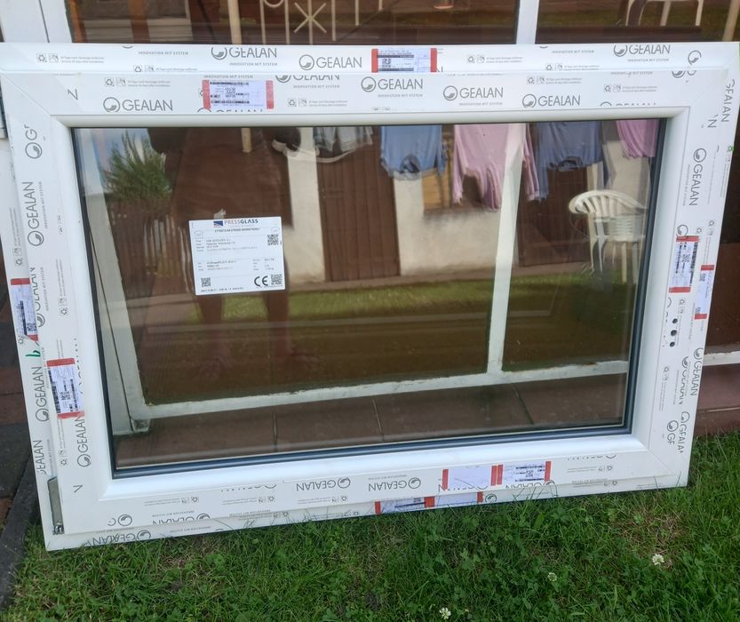 Okno plastikowe 115x80 NOWE