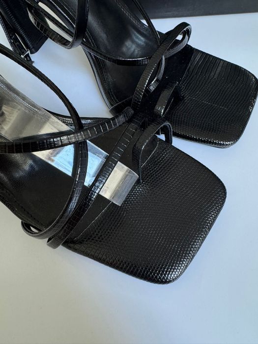 Nowe damskie sandały na obcasie RAID czarne 41