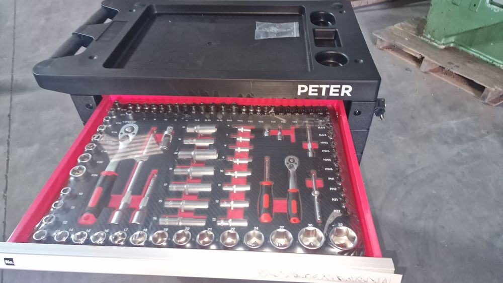 Carro com 7 gavetas 4 com ferramentas incluídas Peter