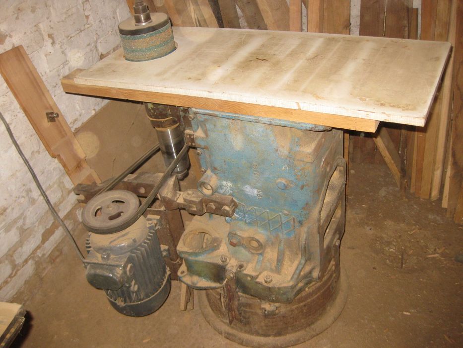 Кругло шлифовальный станок по дереву