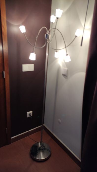 Conjunto de candeiros de tecto e de pé