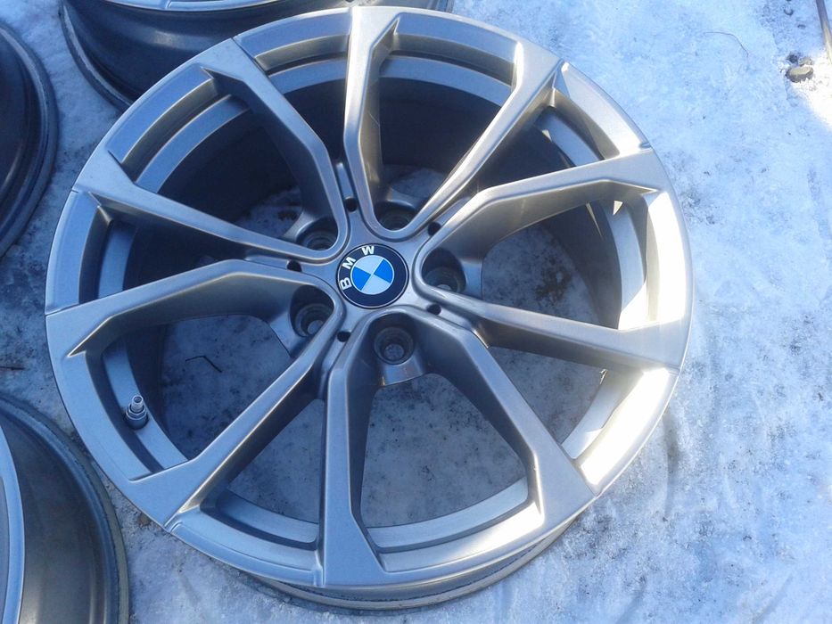 Oryginalne r17 felgi szare mielec jak nowe bmw g20 g21 g30 g31 f40 7,5 ...
