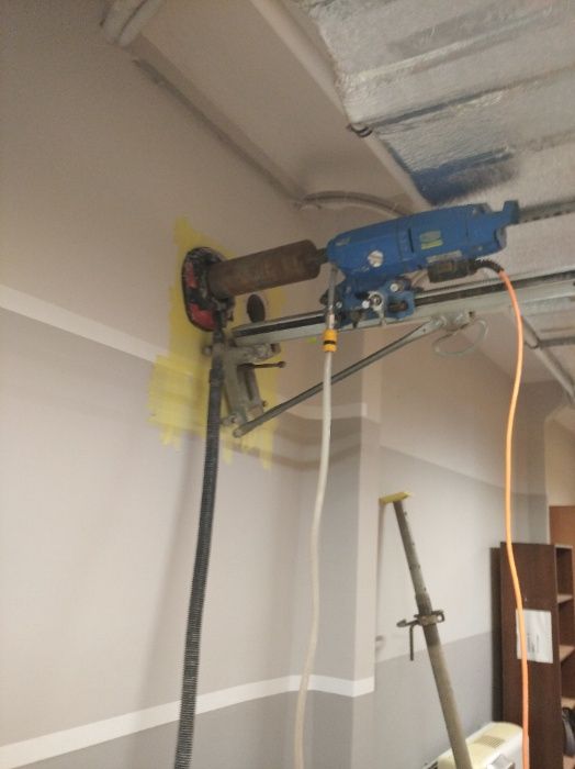 Алмазное сверление отверстий под вентиляцию, рекуператор и коммуникаци ...