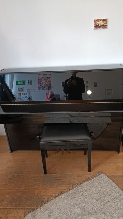 Piano acústico vertical Kawai K-15 E