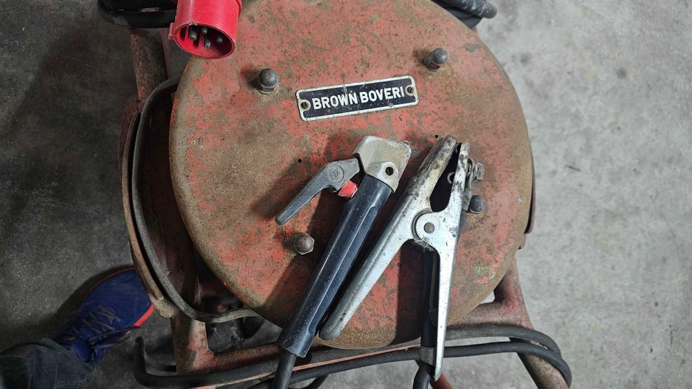 Aparelho de soldar trifásico Brown Boweri