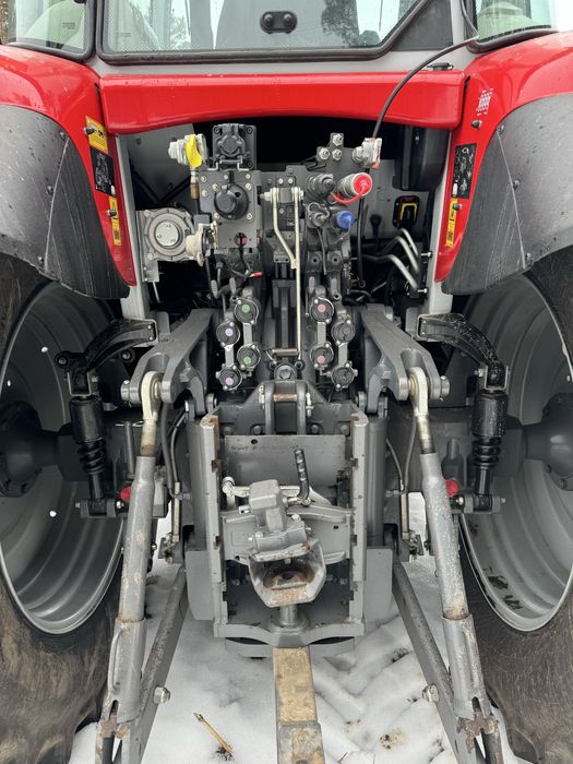 Massey Ferguson 7S180