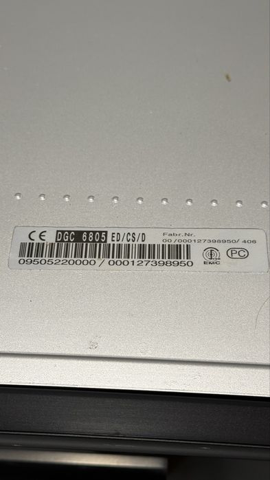 Вбудована компактна духовка DGC 6805. Підключення проточної води