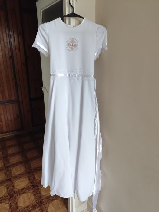 Mam na sprzedaż sukienkę komunijna