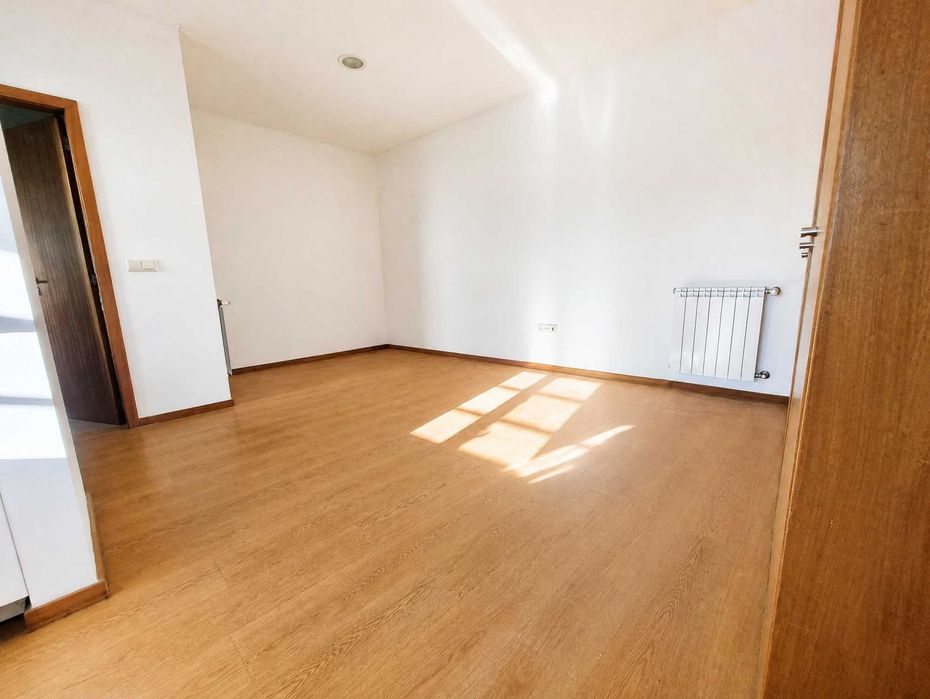 Arrenda-se T1 com Vista Panorâmica sobre o Vale do Ave | Guimarães – 550 €