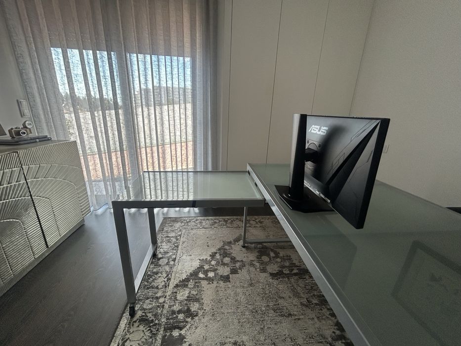 Secretária home office