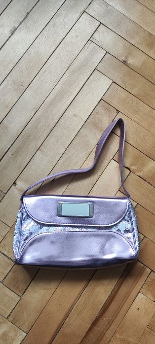 Віддам сумку бузкового кольору