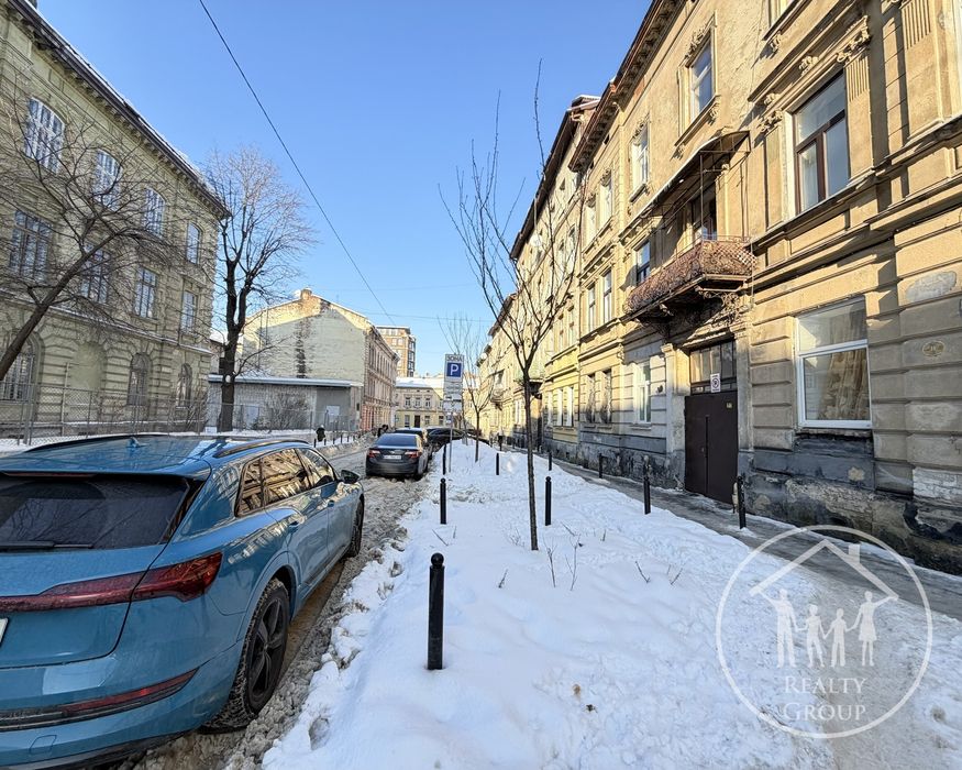 Продам 3к квартиру в центрі!Без комісії!Оперний! Магнус! Форум!