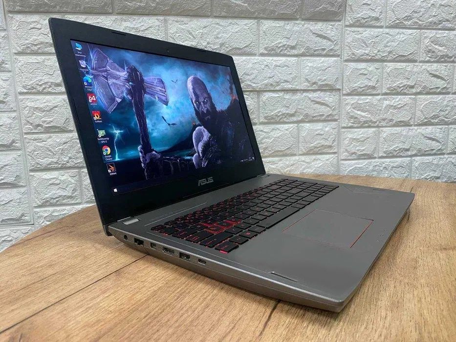 Топовый Геймерский Ноутбук (8-Гиговая Видеокарта) Танки, Киберпанк