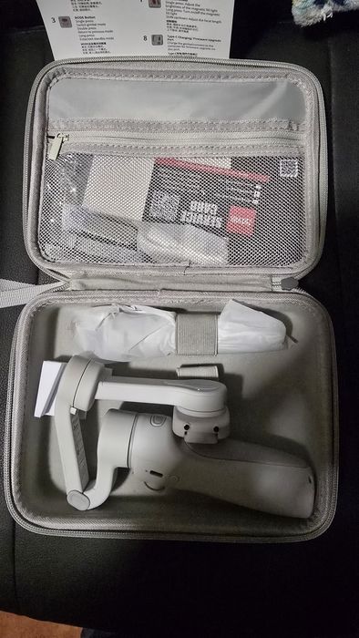 Gimbal smartphone zhiyun Q4 combo