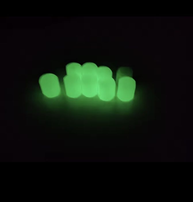 Светящиеся колпачки на ниппель ниппелях светонакопительные