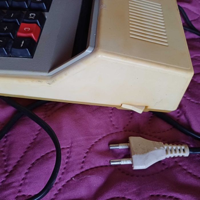 Электроника МК 59, калькулятор счетная машинка рабочая